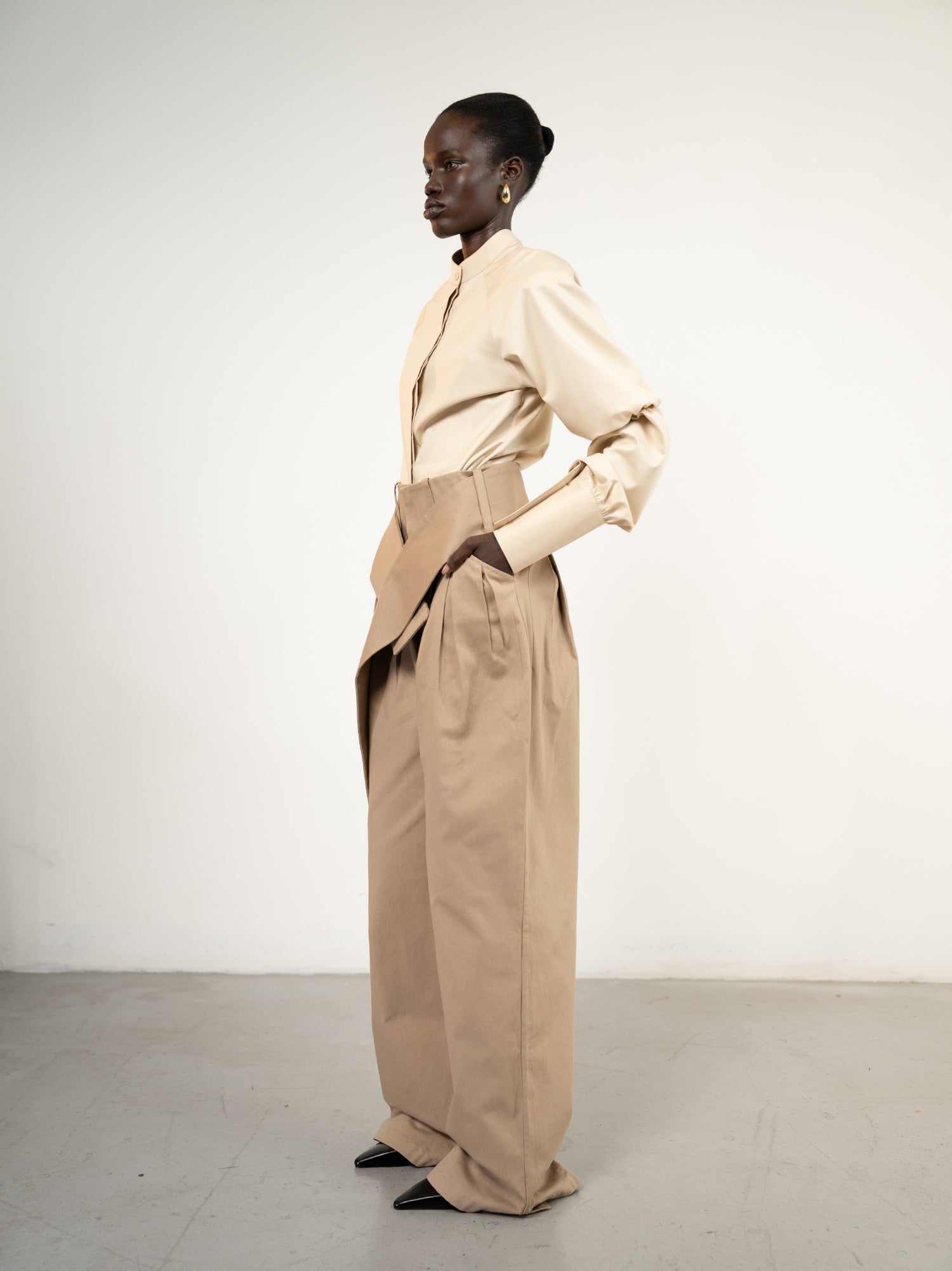 Al Ola (Glory) shirt without pleats BEIGE