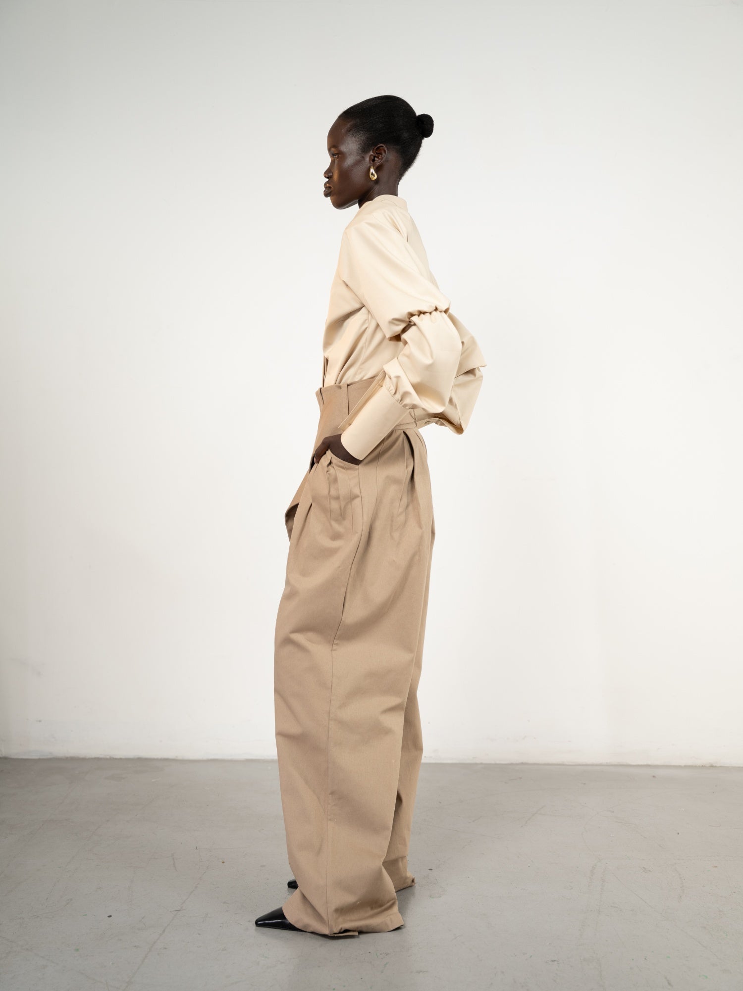 Al Ola (Glory) shirt without pleats BEIGE