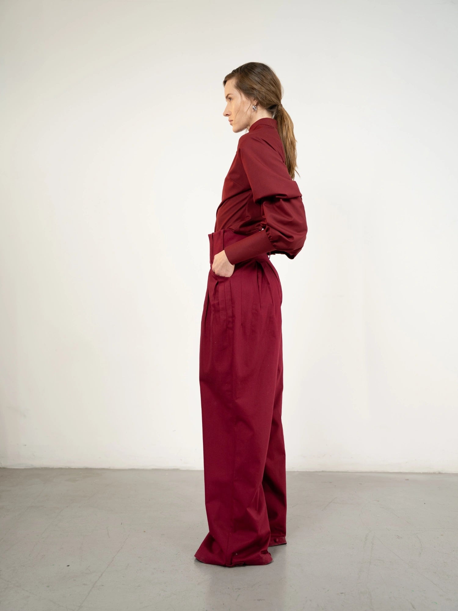 Al Rumh (The Spear) trousers Maroon