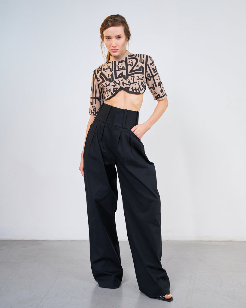 Al Layth (The Lion) crop top Black