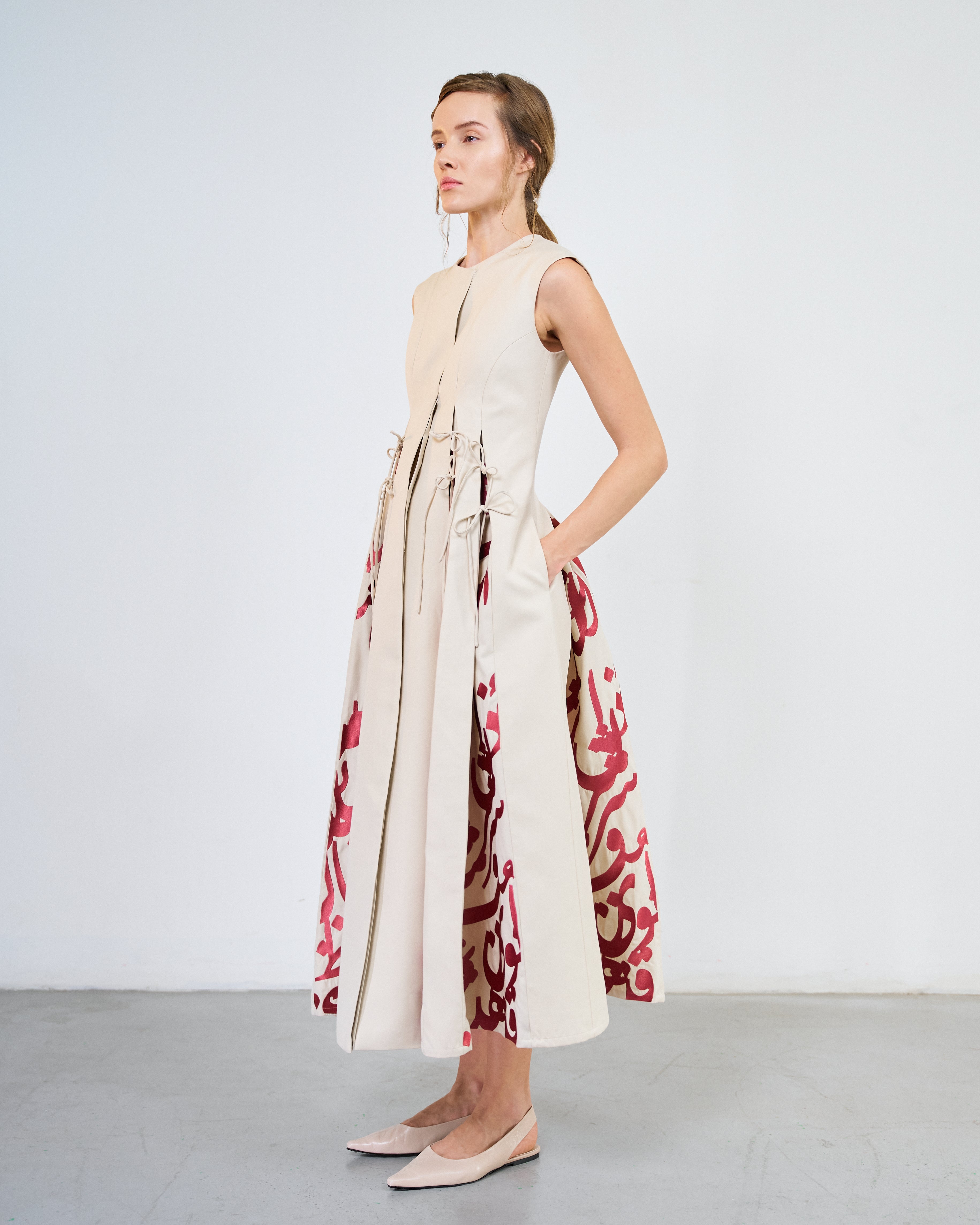 Endless sun sleeveless